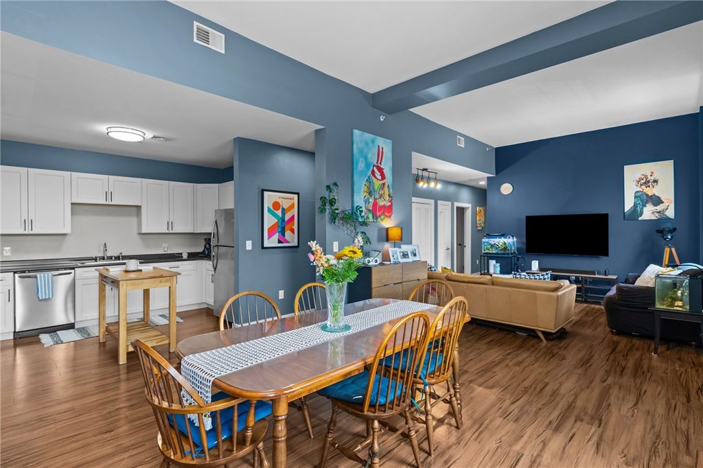 39 Webster Avenue 201, Pawtucket, RI 02860