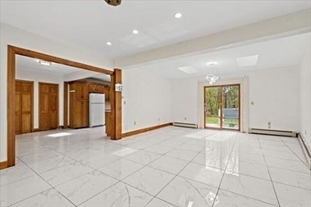 82 N Worcester St, Norton, MA 02766