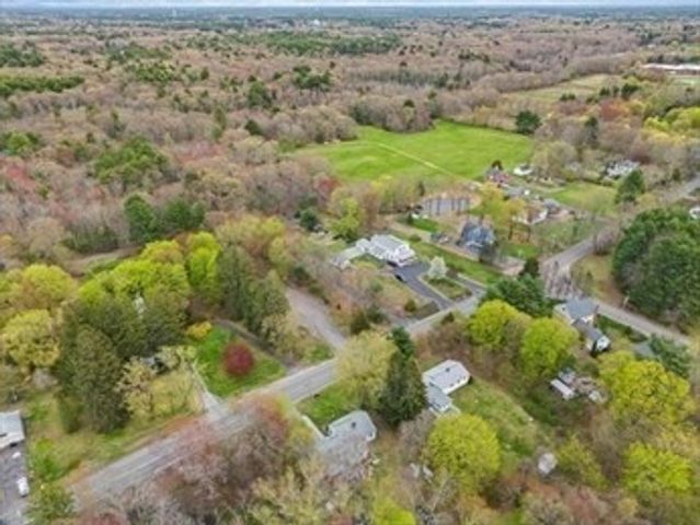 82 N Worcester St, Norton, MA 02766