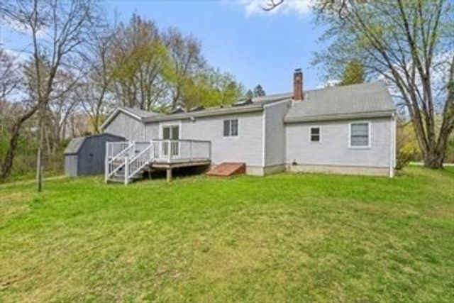 82 N Worcester St, Norton, MA 02766