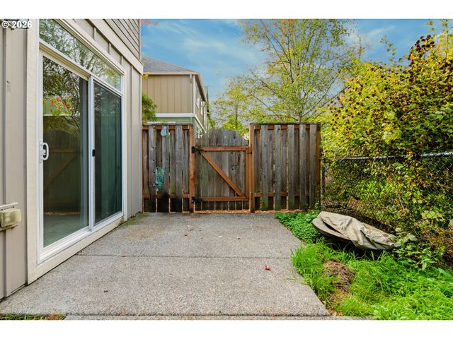 1605 Sw 173RD Ter, Beaverton, OR 97003