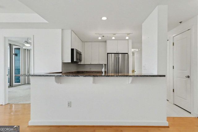 3338 Peachtree Road NE 2208, Atlanta, GA 30326