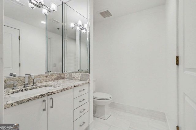 3338 Peachtree Road NE 2208, Atlanta, GA 30326