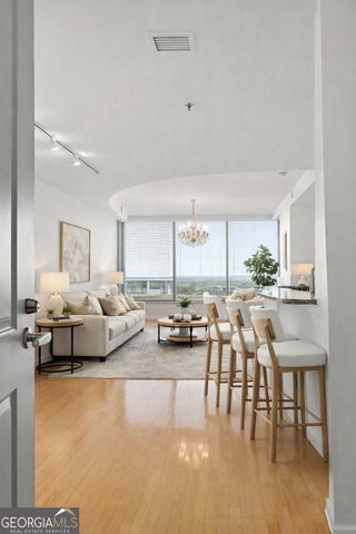 3338 Peachtree Road NE 2208, Atlanta, GA 30326