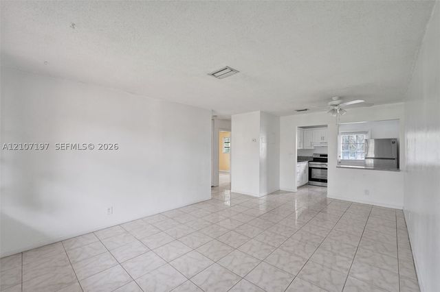 10301 NW 36th St 6, Coral Springs, FL 33065