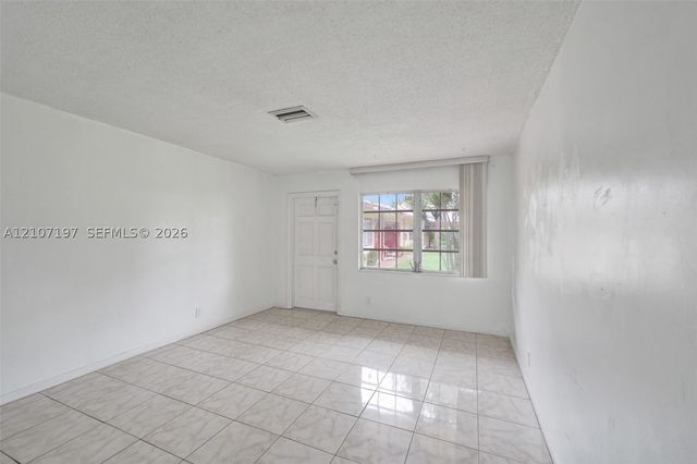 10301 NW 36th St 6, Coral Springs, FL 33065