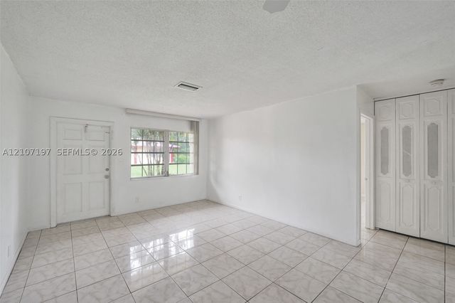 10301 NW 36th St 6, Coral Springs, FL 33065