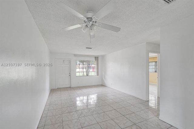 10301 NW 36th St 6, Coral Springs, FL 33065