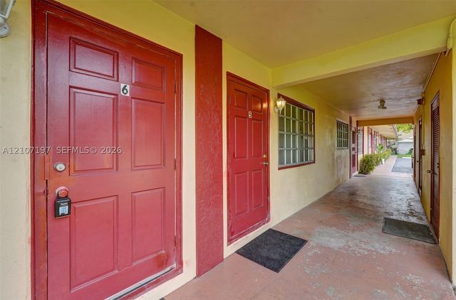 10301 NW 36th St 6, Coral Springs, FL 33065