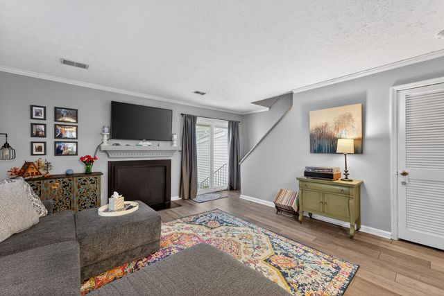 460 Claircrest Dr, Antioch, TN 37013