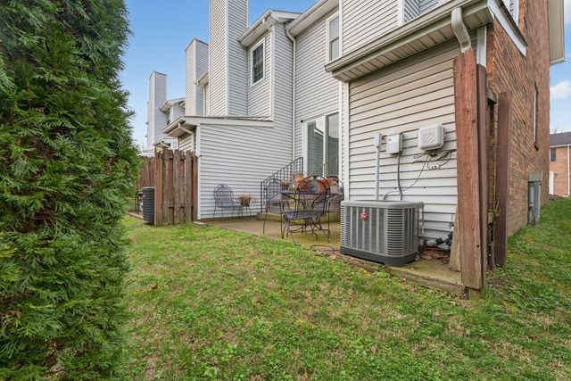 460 Claircrest Dr, Antioch, TN 37013