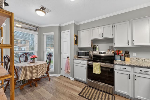 460 Claircrest Dr, Antioch, TN 37013