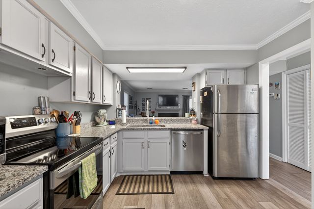 460 Claircrest Dr, Antioch, TN 37013