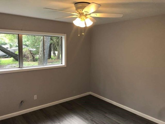 3515 Elm Drive, Dickinson, TX 77539
