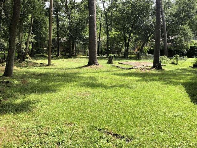 3515 Elm Drive, Dickinson, TX 77539