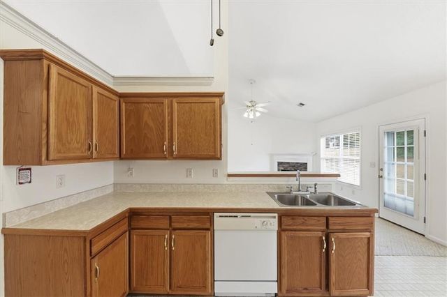 114 Prince Court, Hiram, GA 30141