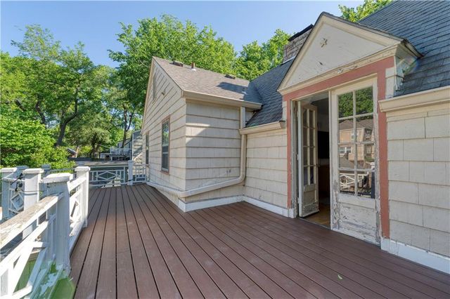 6724 Cherry Street, Kansas City, MO 64131