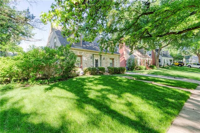 6724 Cherry Street, Kansas City, MO 64131