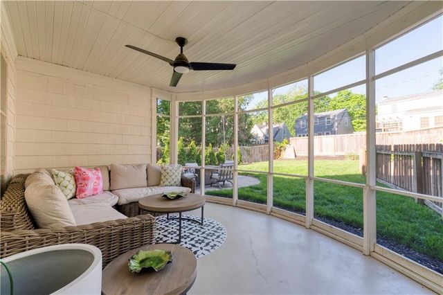 6724 Cherry Street, Kansas City, MO 64131