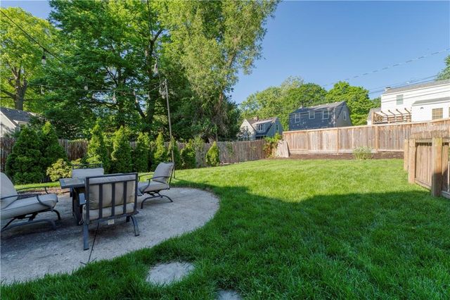 6724 Cherry Street, Kansas City, MO 64131