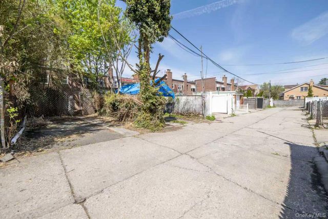 10-25 115th Street, College Point, NY 11356
