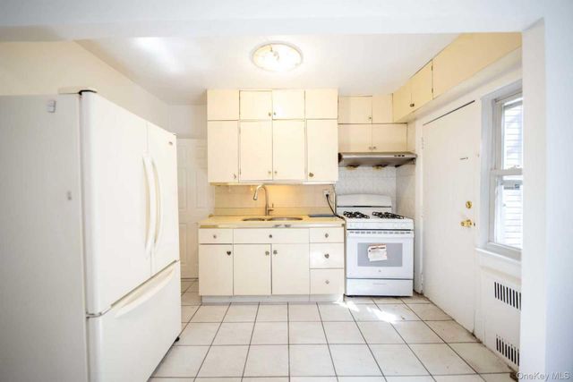 10-25 115th Street, College Point, NY 11356