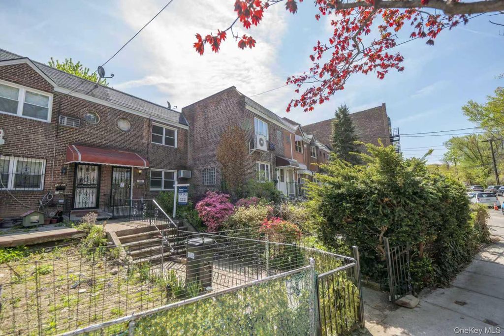 10-25 115th Street, College Point, NY 11356