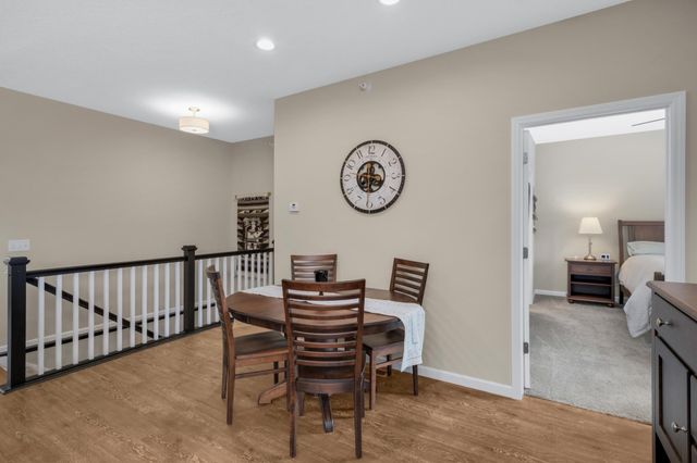 4130 Blakewood Drive, Shakopee, MN 55379