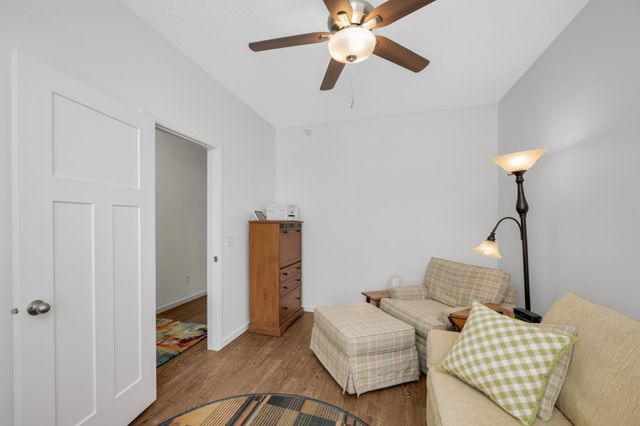 4130 Blakewood Drive, Shakopee, MN 55379