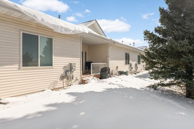 4130 Blakewood Drive, Shakopee, MN 55379