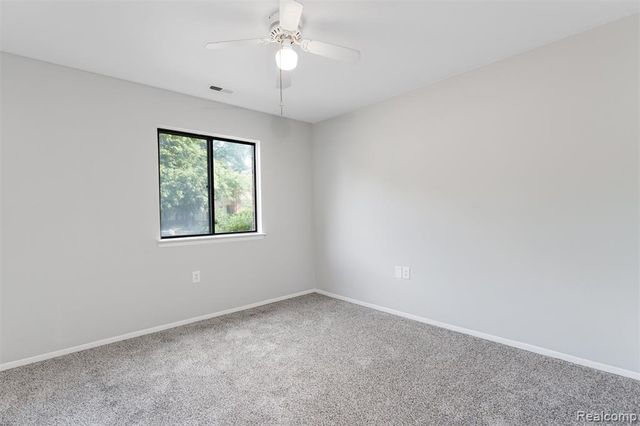 40808 Highpointe Drive, Clinton Township, MI 48038