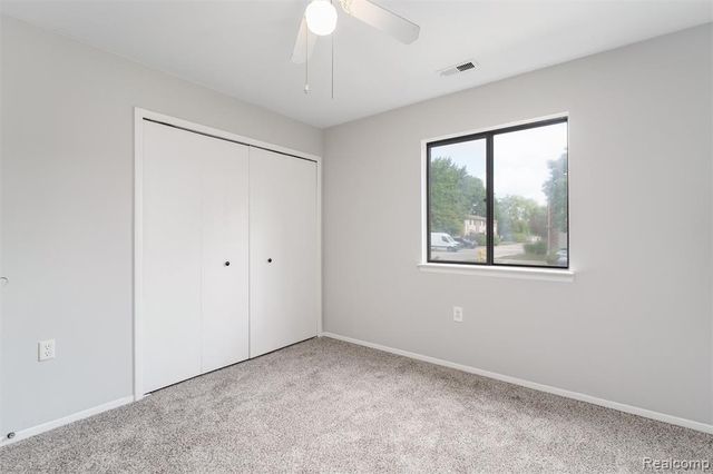 40808 Highpointe Drive, Clinton Township, MI 48038