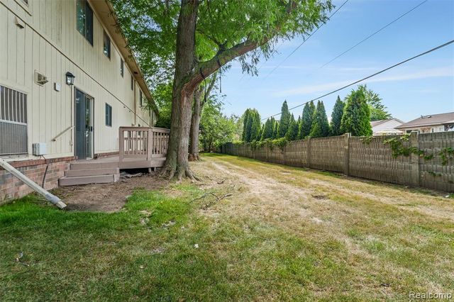 40808 Highpointe Drive, Clinton Township, MI 48038
