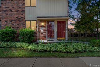 40808 Highpointe Drive, Clinton Township, MI 48038