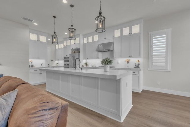 3520 Deer Park Dr, Folsom, CA 95630