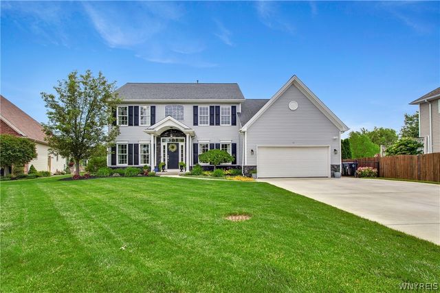 11 Heathrow Court, Lancaster, NY 14086