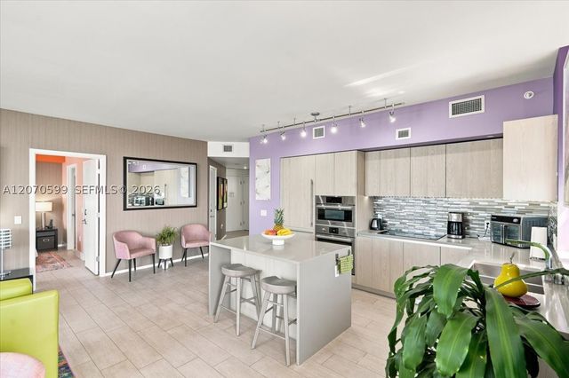 4010 S Ocean Dr T3909, Hollywood, FL 33019