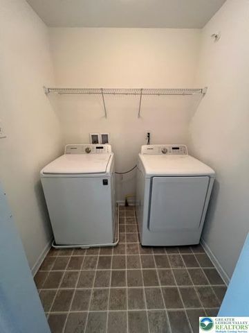 974 King Way, Upper Macungie Twp, PA 18031
