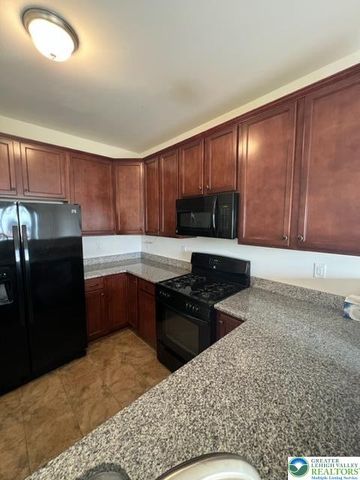 974 King Way, Upper Macungie Twp, PA 18031