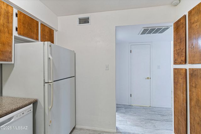 1620 N Wilmot Rd Unit D170, Tucson, AZ 85712