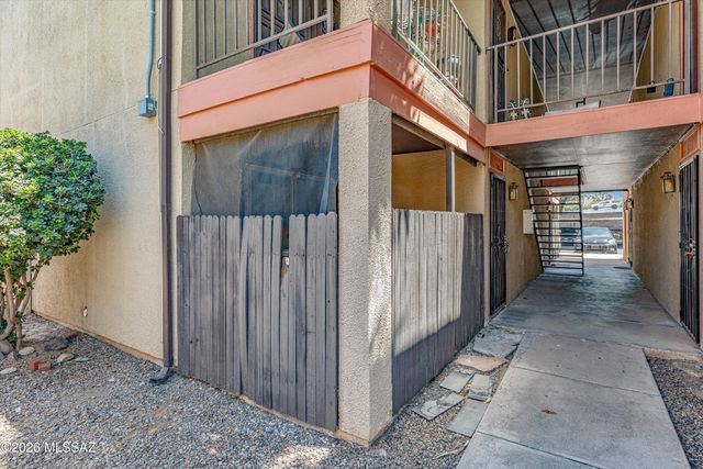 1620 N Wilmot Rd Unit D170, Tucson, AZ 85712