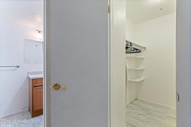 1620 N Wilmot Rd Unit D170, Tucson, AZ 85712