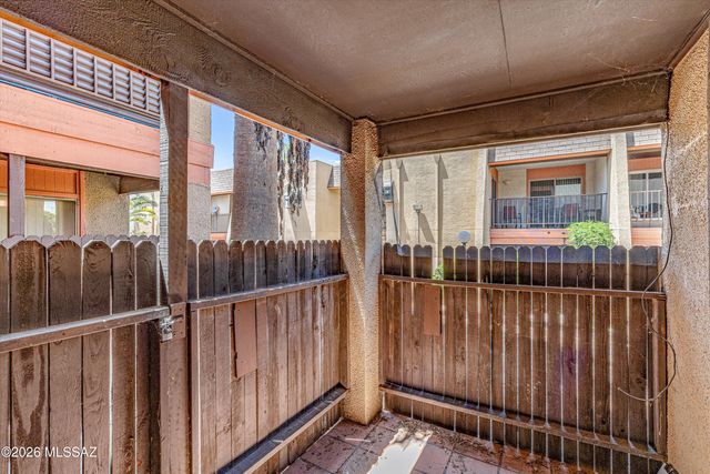 1620 N Wilmot Rd Unit D170, Tucson, AZ 85712