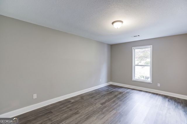 61 Graham Xing, Winder, GA 30680