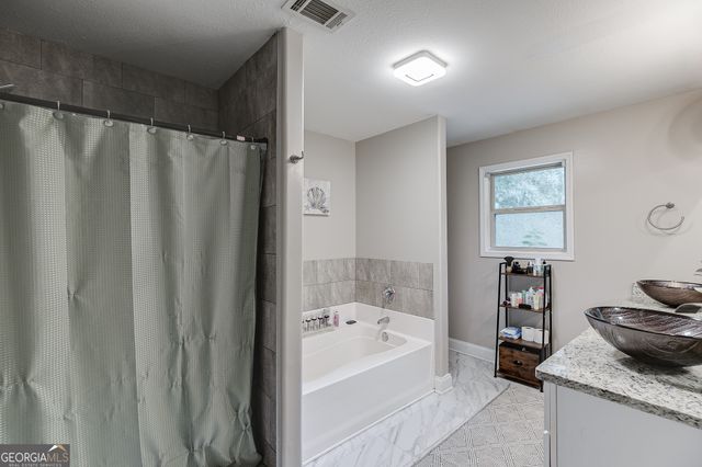 61 Graham Xing, Winder, GA 30680