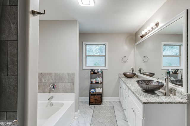 61 Graham Xing, Winder, GA 30680