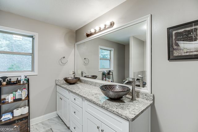 61 Graham Xing, Winder, GA 30680
