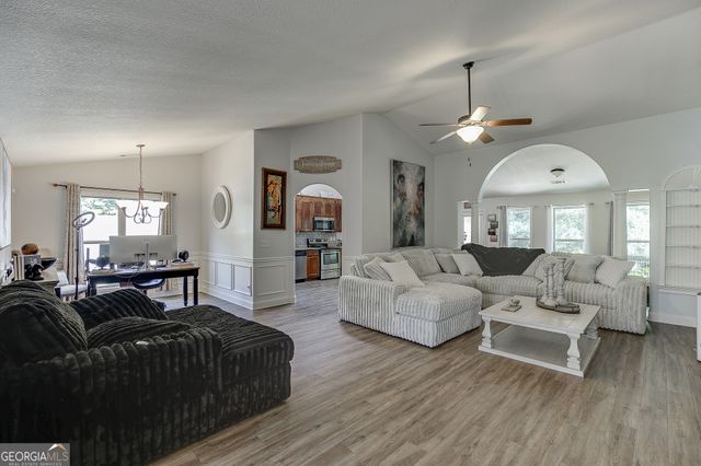 61 Graham Xing, Winder, GA 30680