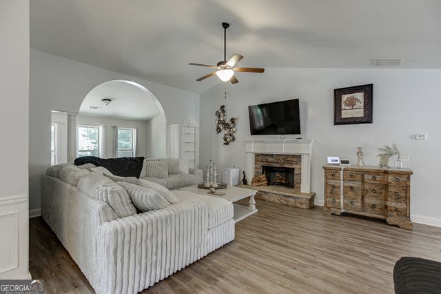 61 Graham Xing, Winder, GA 30680