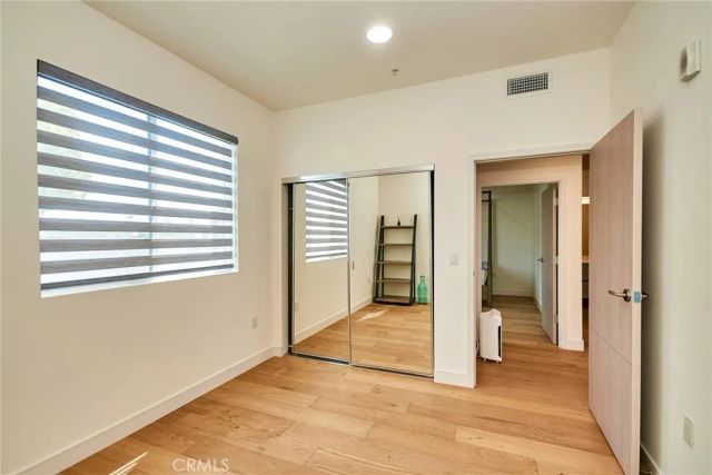 820 S Wilton 304, Los Angeles, CA 90005